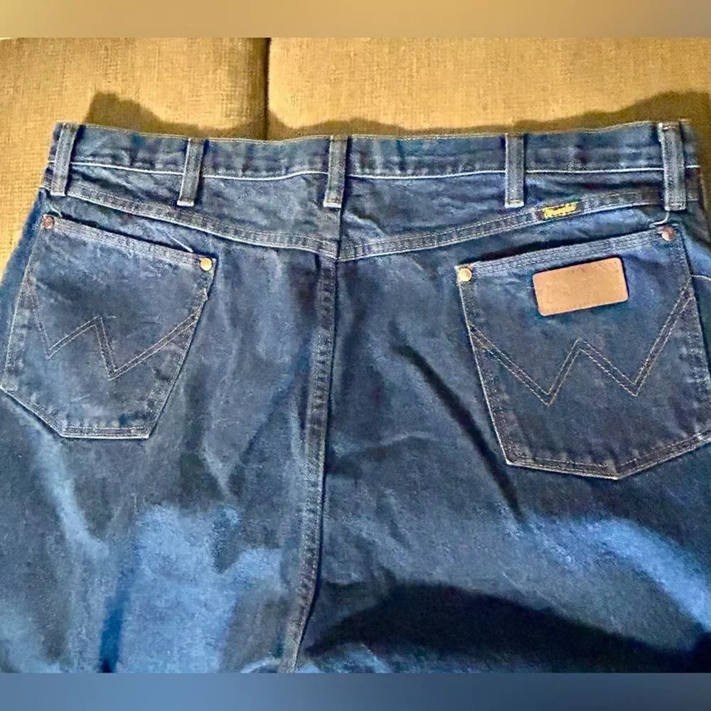 Wrangler inside sizing
